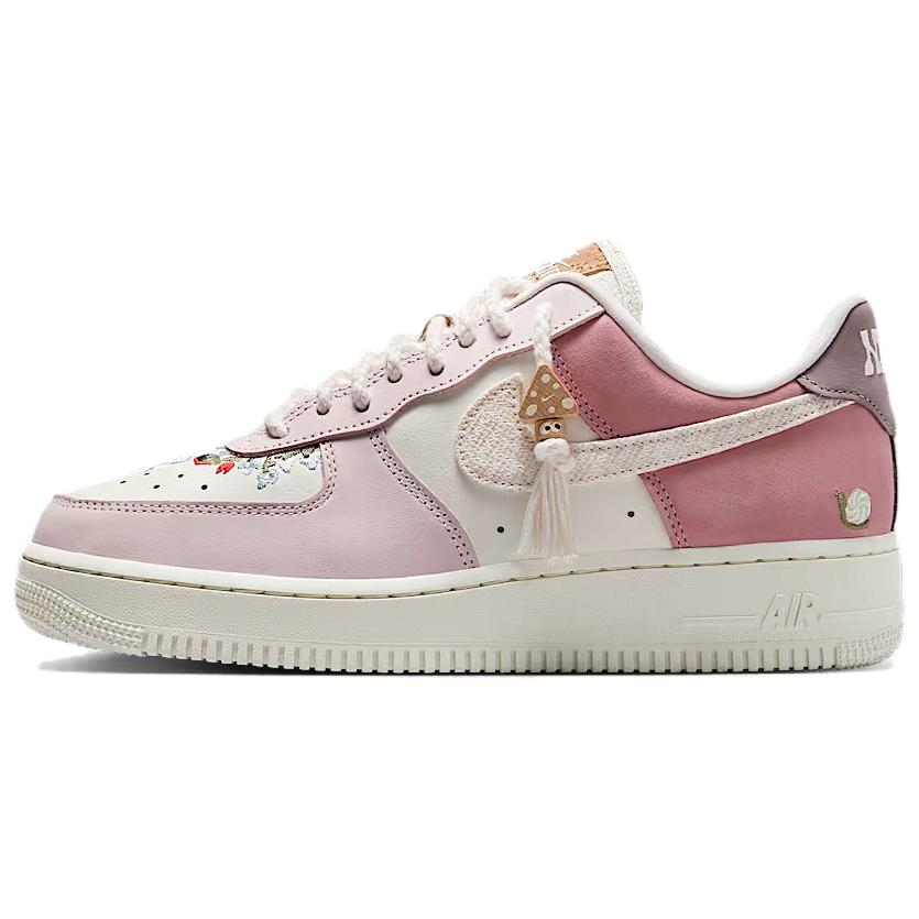 Женские кроссовки Nike Air Force 1 Low WMNS (розово-белые)