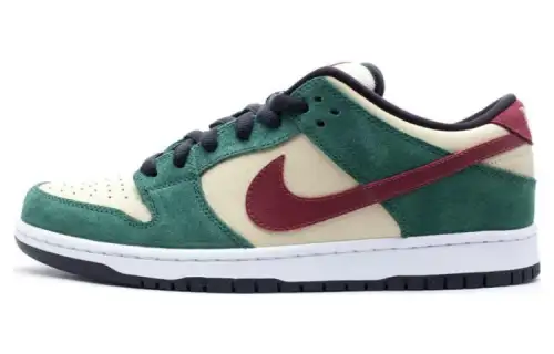 Nike Dunk Low Sb Vegas Gold