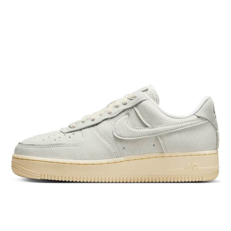 Женские кеды Nike Air Force 1 (бежевые)