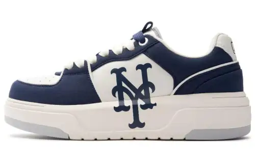MLB Chunky Liner Slip Resistant Abrasion Resistant Low top Skateboard Shoes Unisex White Blue
