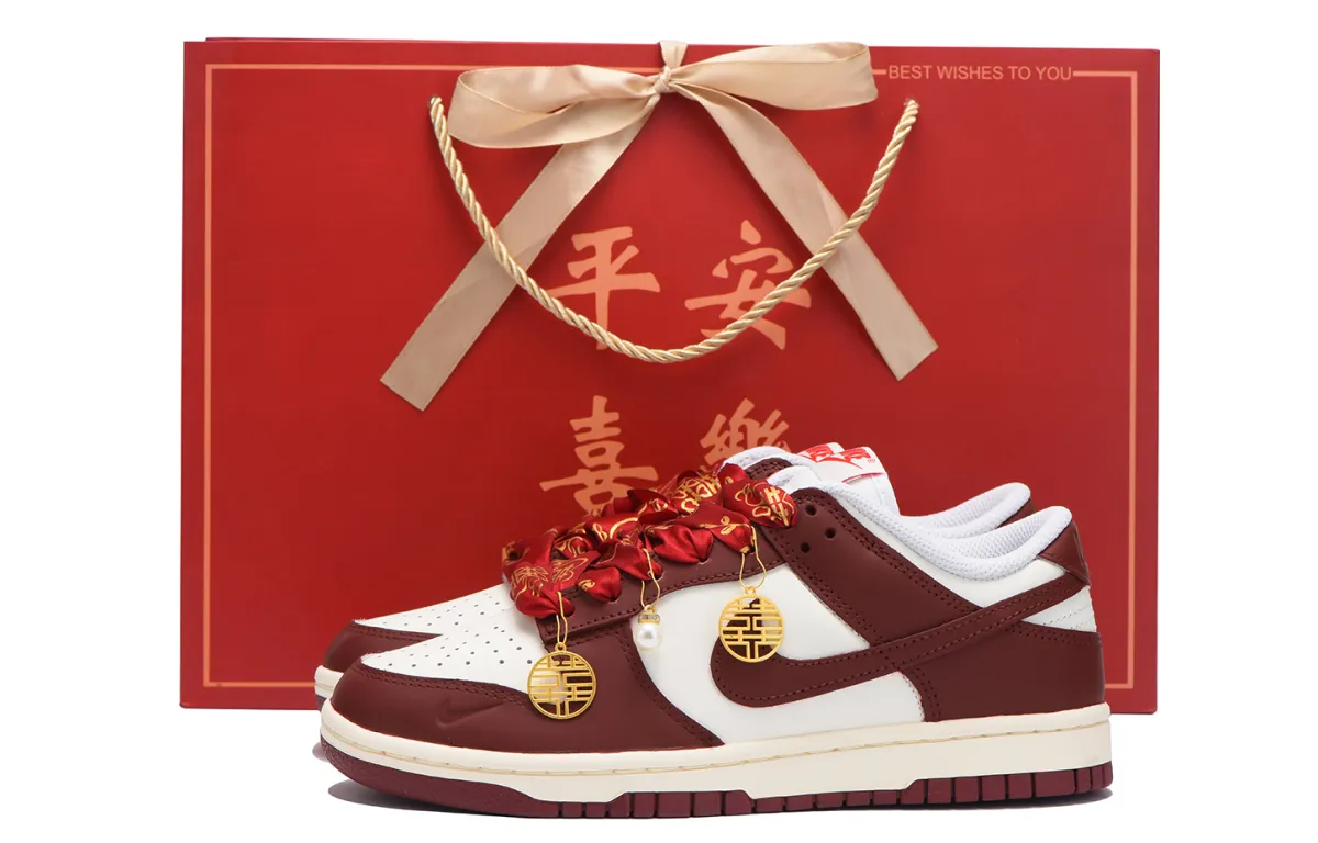 Nike Dunk Coverage Slip Resistant Lightweight Coverage Slip Resistant Lightweight Low top Skateboard Shoes Women's
