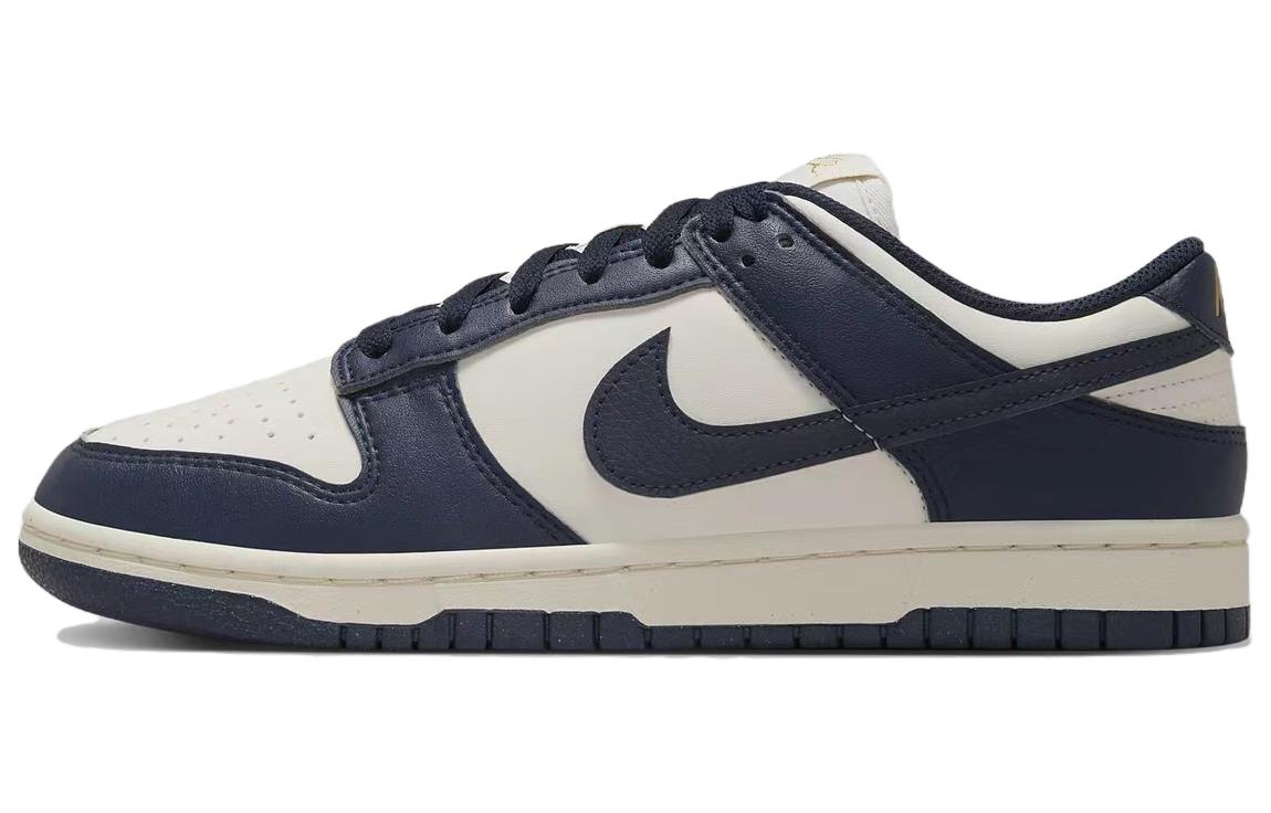 Женские кеды Nike Dunk Low Next Nature (сине-белые)