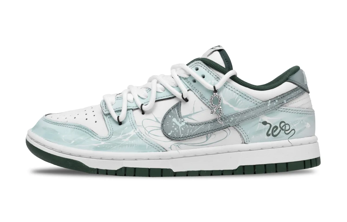 Nike Dunk Blue And White Snake Chain Slip Resistant, Lightweight, And Breathable Low top Skateboard Shoes Unisex