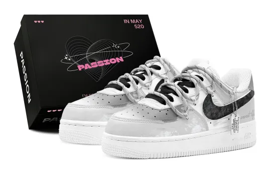 Nike Air Force 1