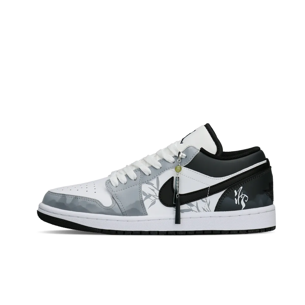 Jordan Air Jordan 1 Abrasion Resistant Low top Skateboard Shoes Unisex Black White Gray