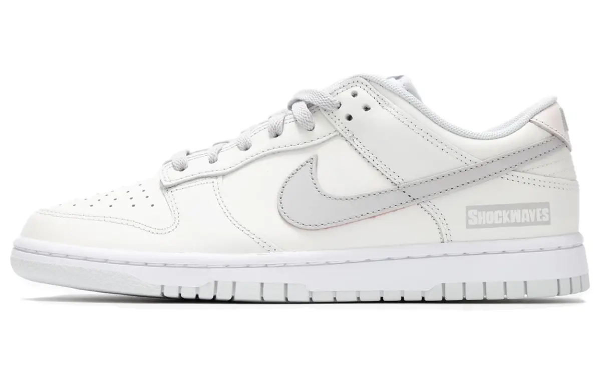 Nike Dunk Low Slip Resistant Abrasion Resistant Low top Skateboard Shoes Unisex White