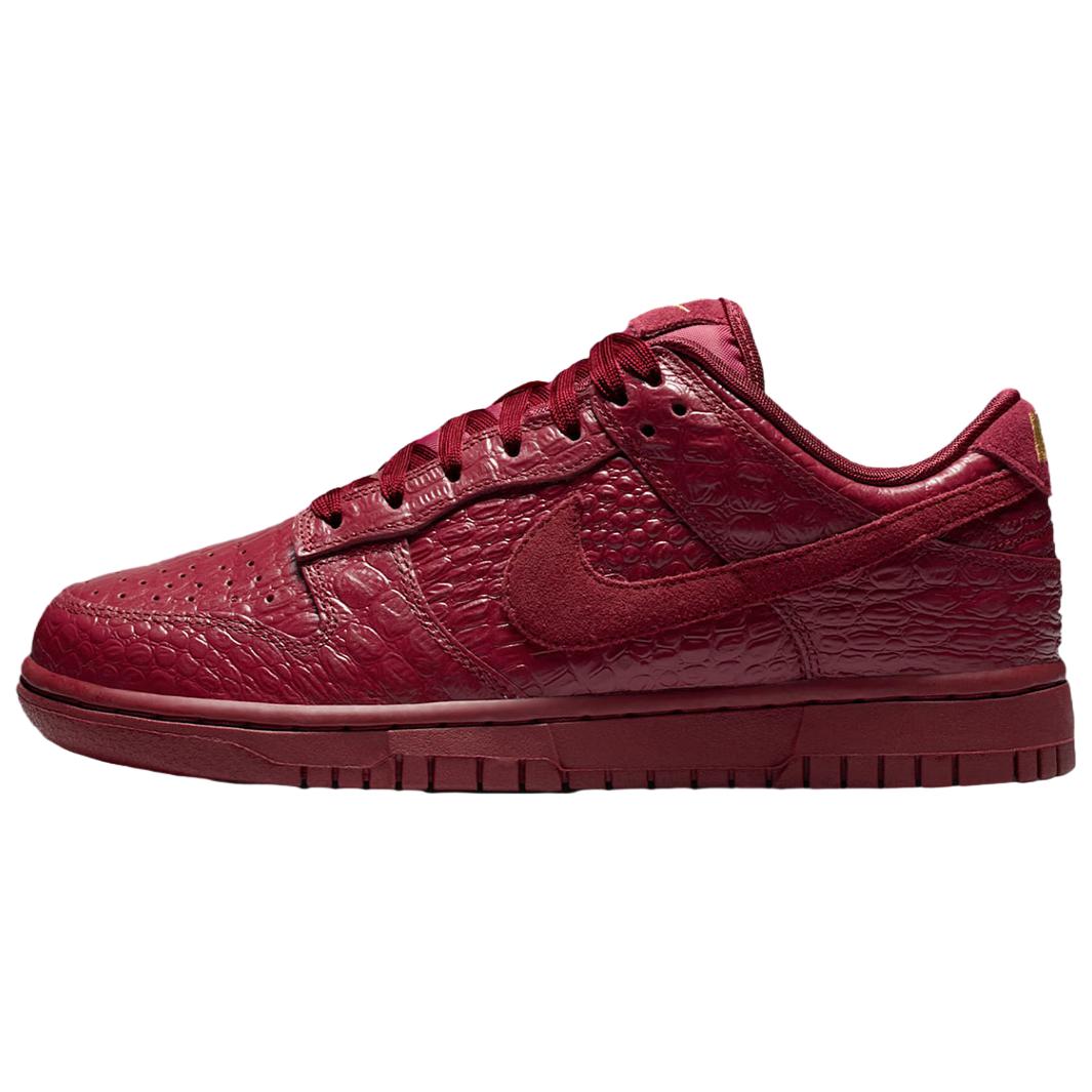 Женские кроссовки Nike Dunk (красные)