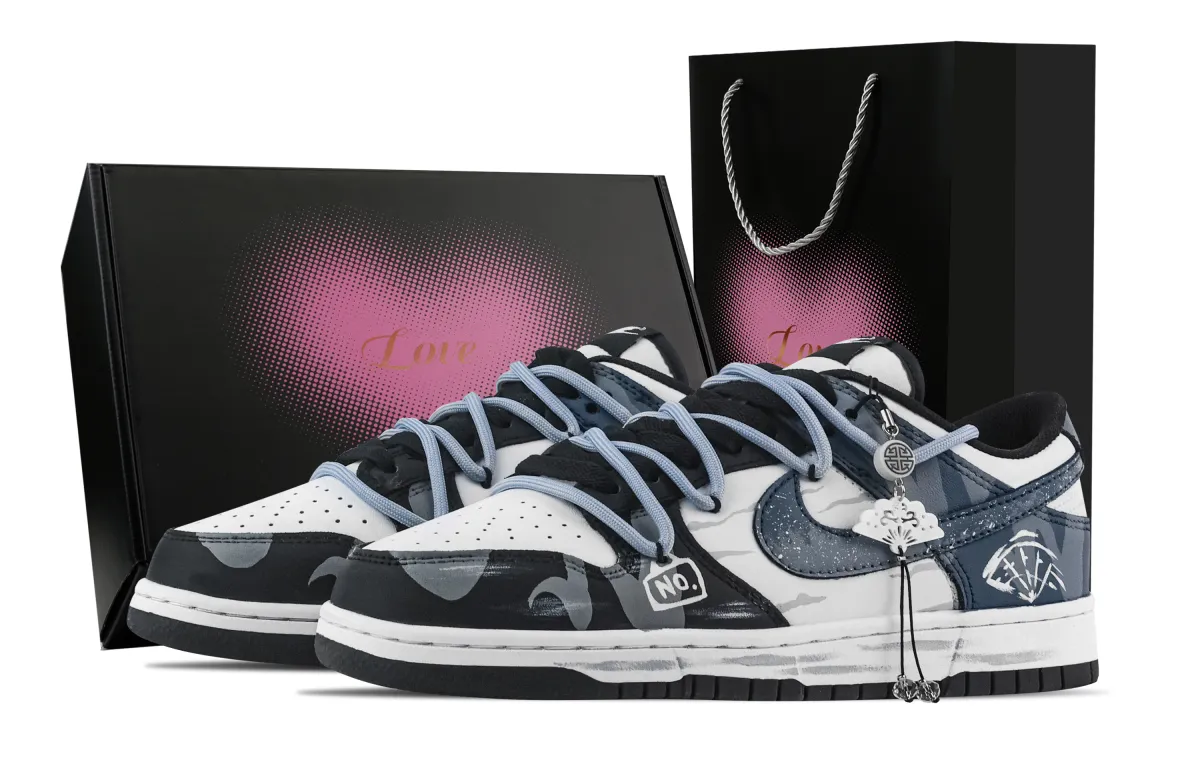 Nike Dunk Flow Fan, Heart Box Abrasion Resistant Slip Resistant Low top Skateboard Shoes Unisex Black Blue