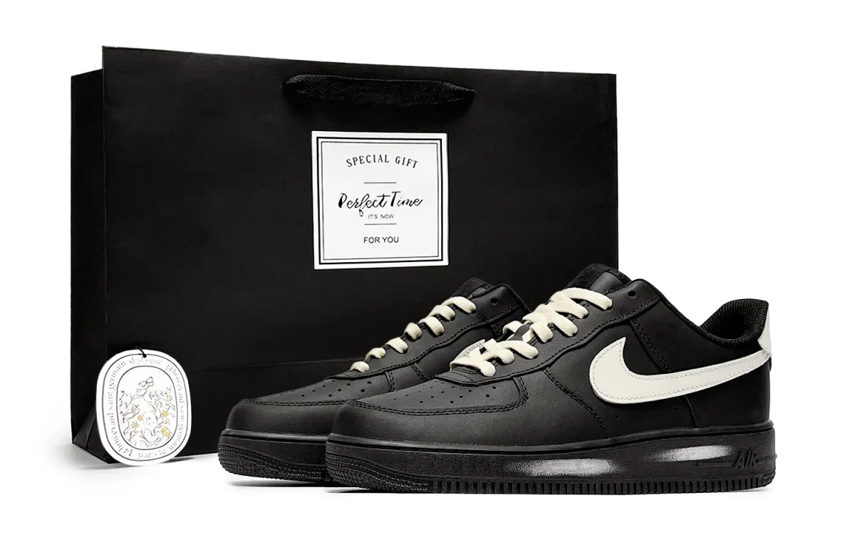 Nike Air Force 1 Low top Skateboard Shoes Men's Black White