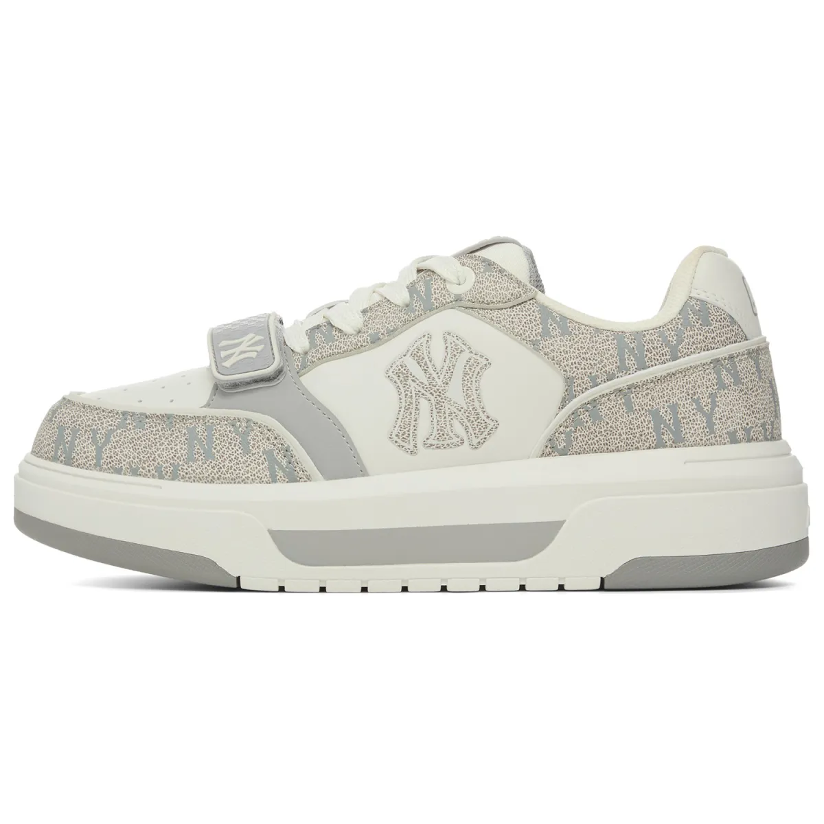 MLB New York Yankees Textile, Synthetic Leather Height Increasing Low top Skateboard Shoes Unisex Gray