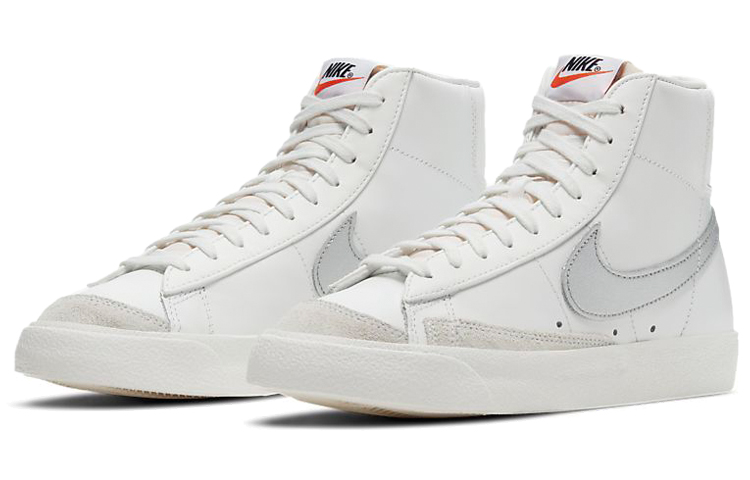Женские кеды Nike Blazer (серый) — фото 3