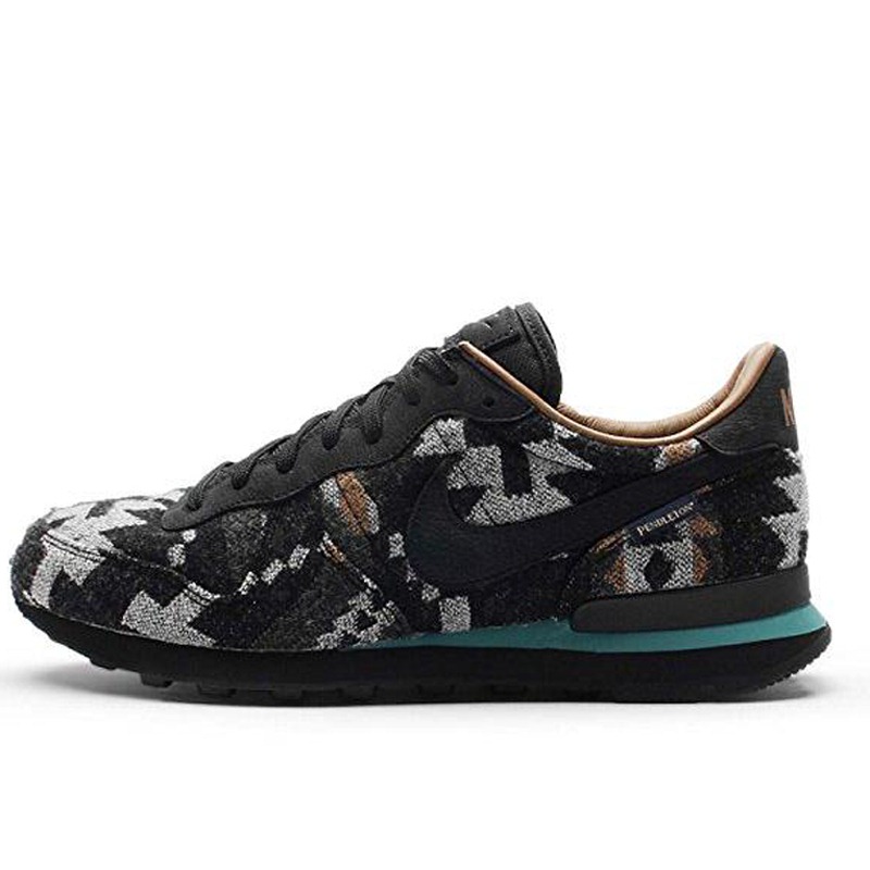 Nike Internationalist Pnd Black/Black/Stratus Blue