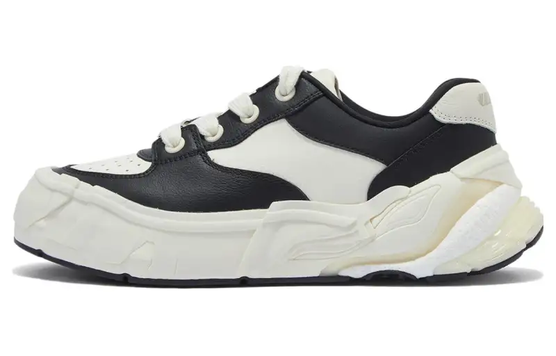 Li Ning Wuji BR Comfortable Slip Resistant Abrasion Resistant Low top Skateboard Shoes Women's Black White