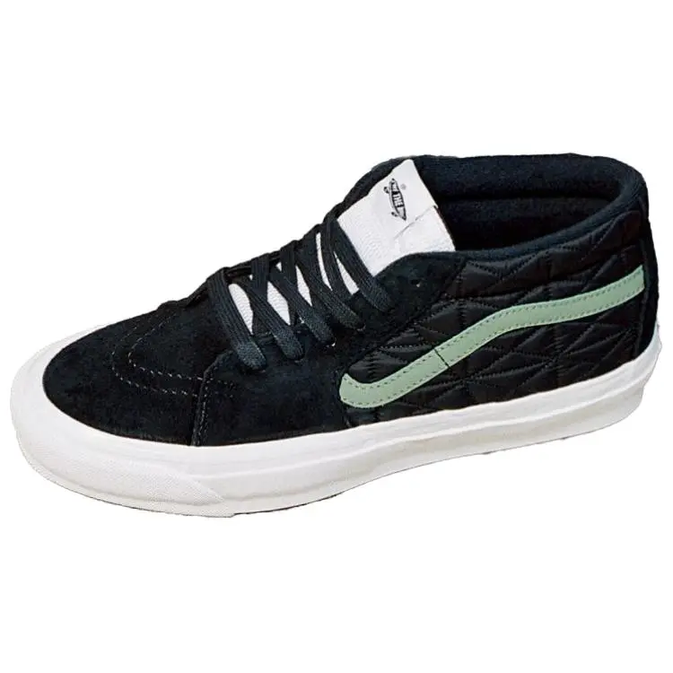 Sk8 Premium Vans-Mid 83 'Up North Trip Pack - Black'