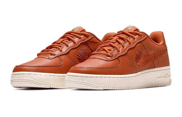 Женские кроссовки Nike Air Force 1 PRM EM (коричневый) — фото 3