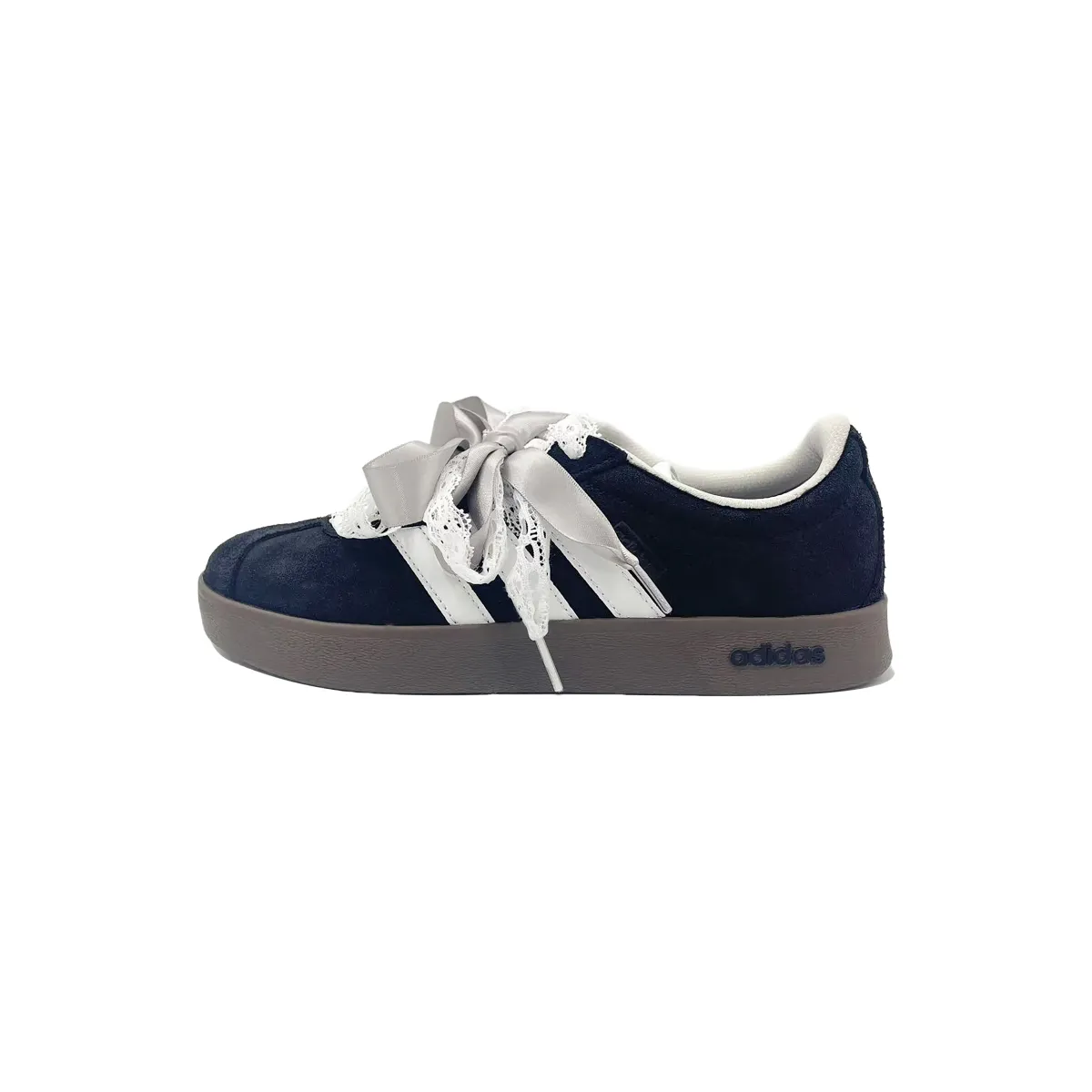 Adidas Subtle Elegance, Cool Style Lightweight Low top Skateboard Shoes Unisex Black White
