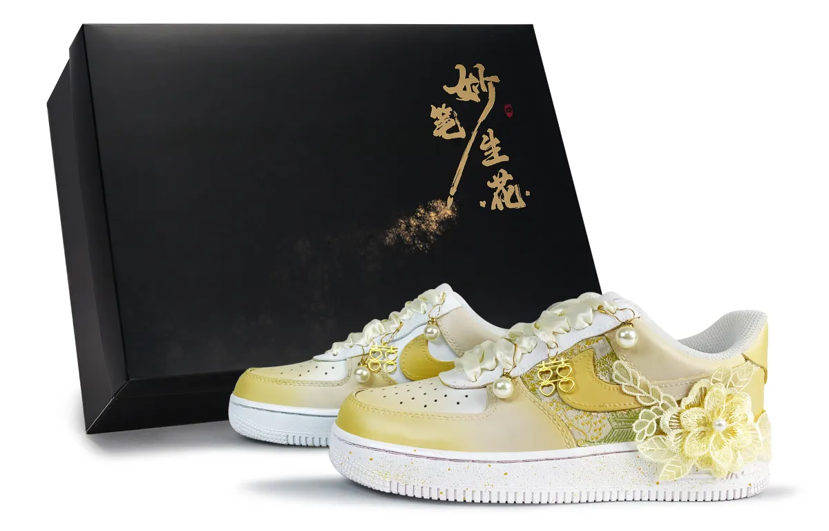 Nike Air Force 1 Wondrous Brush Strokes, Harmonious Melody Low top Skateboard Shoes Unisex White Yellow