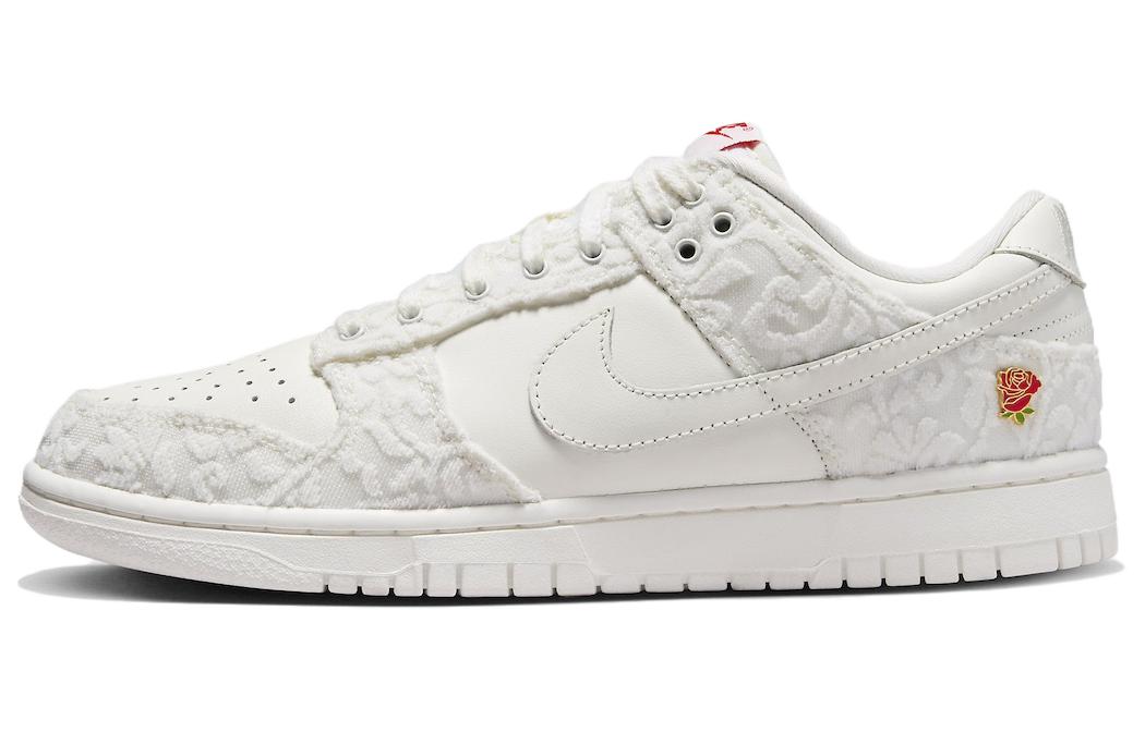 Женские кроссовки Nike Dunk Give Her Flowers (белые)