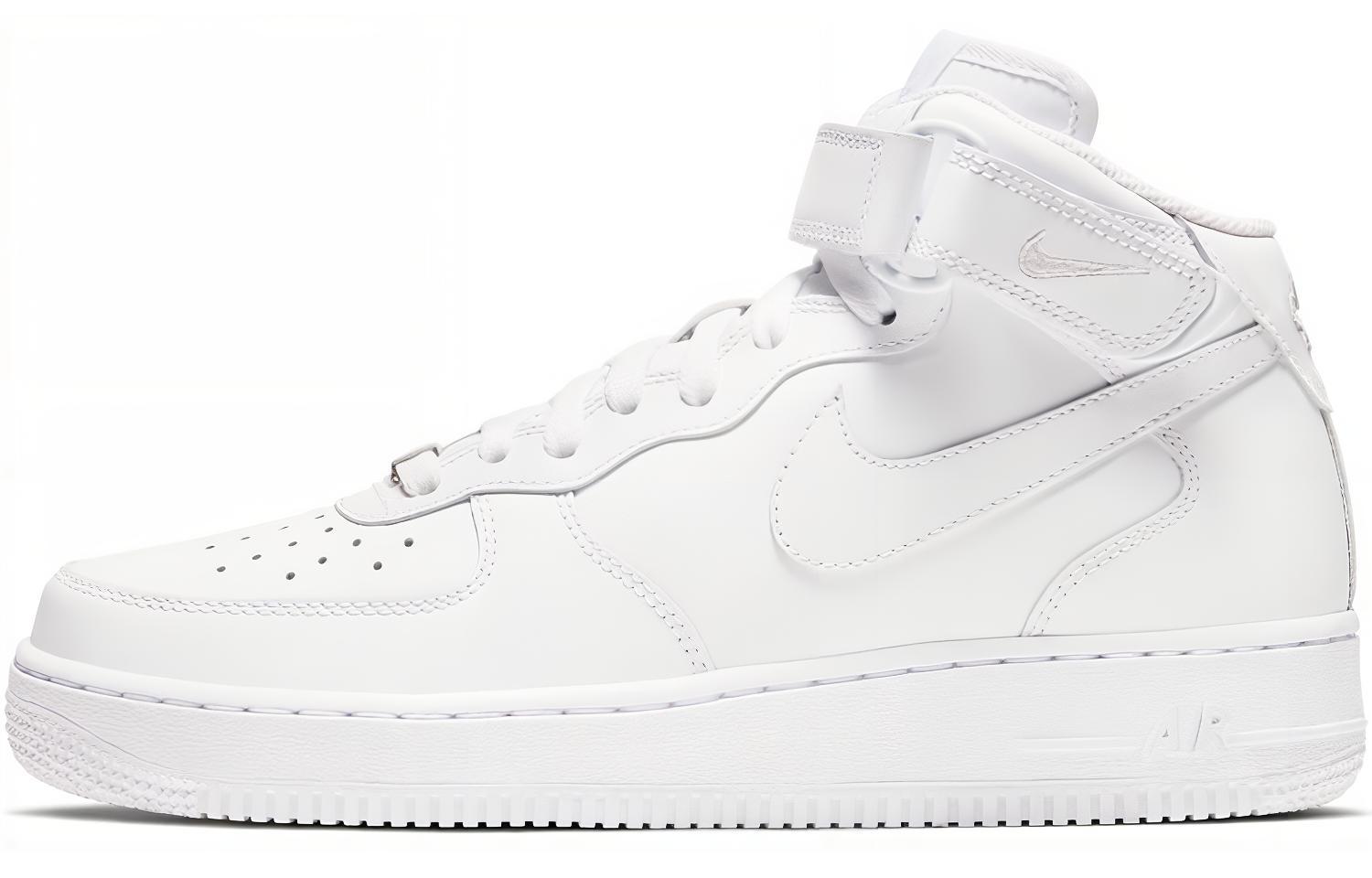 Женские кроссовки Nike Air Force 1 07 (белые)