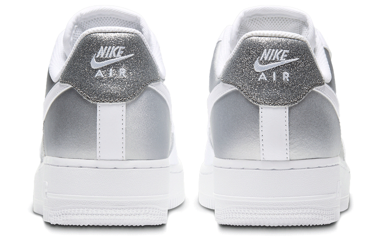 Женские кроссовки Nike Air Force 1 7 (бело-серебристые) — фото 5