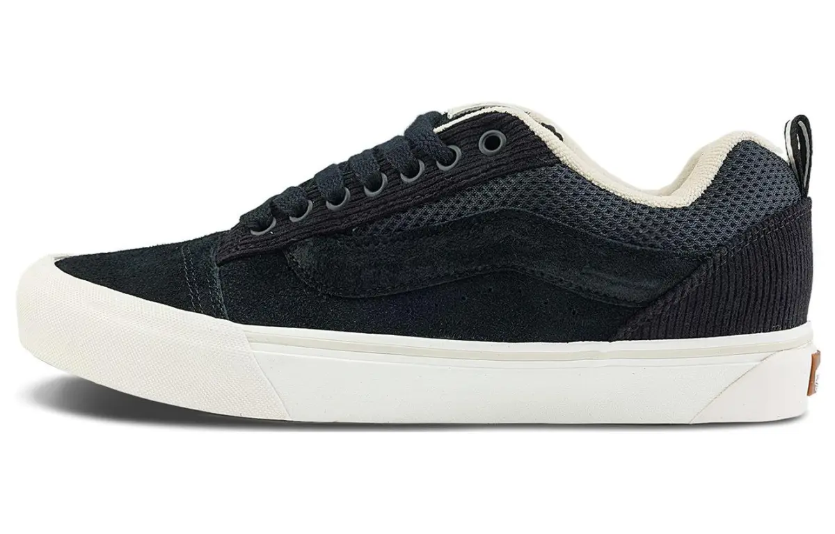 Vans Knu Skool 'Black'