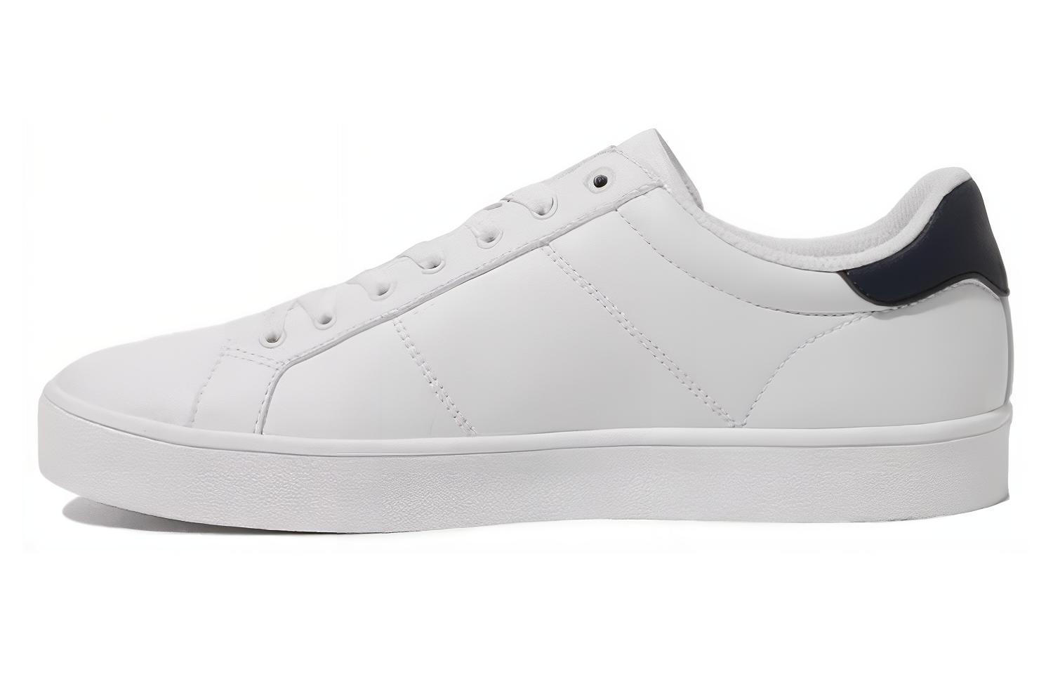 FILA Court Deluxe V2 Low top Skateboard Shoes Unisex White