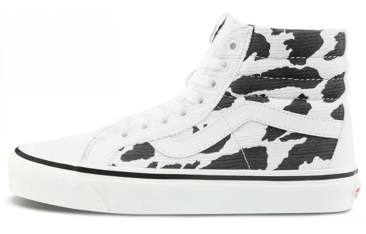 Vans Unisex Style 38 Sneakers Black/White