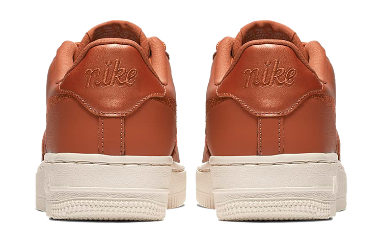 Женские кроссовки Nike Air Force 1 PRM EM (коричневый) — фото 5