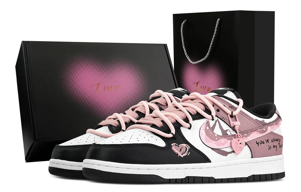 Nike Dunk Rose Wave, Heart Box Abrasion Resistant Low top Skateboard Shoes Unisex Black Pink