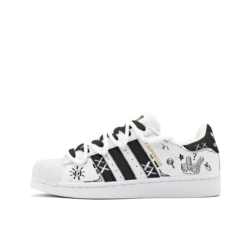 Adidas Originals SUPERSTAR Slip Resistant Abrasion Resistant Low top Skateboard Shoes Unisex Black White