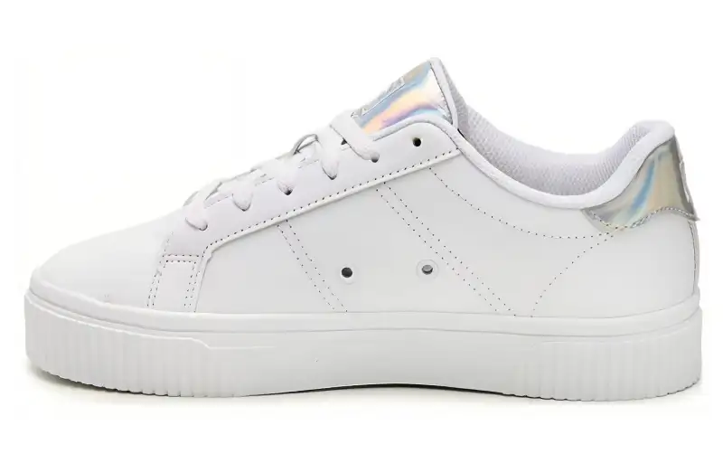 FILA Panache Platform Comfortable Round Toe Low top Skateboard Shoes Women's White