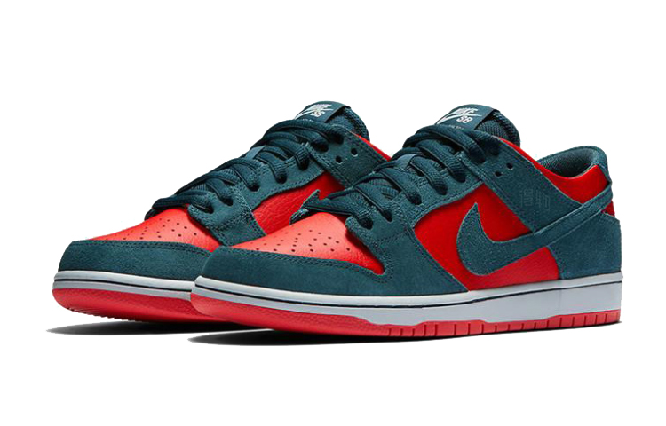Кроссовки Nike Dunk SB Reverse Shark (сине-красные) — фото 3
