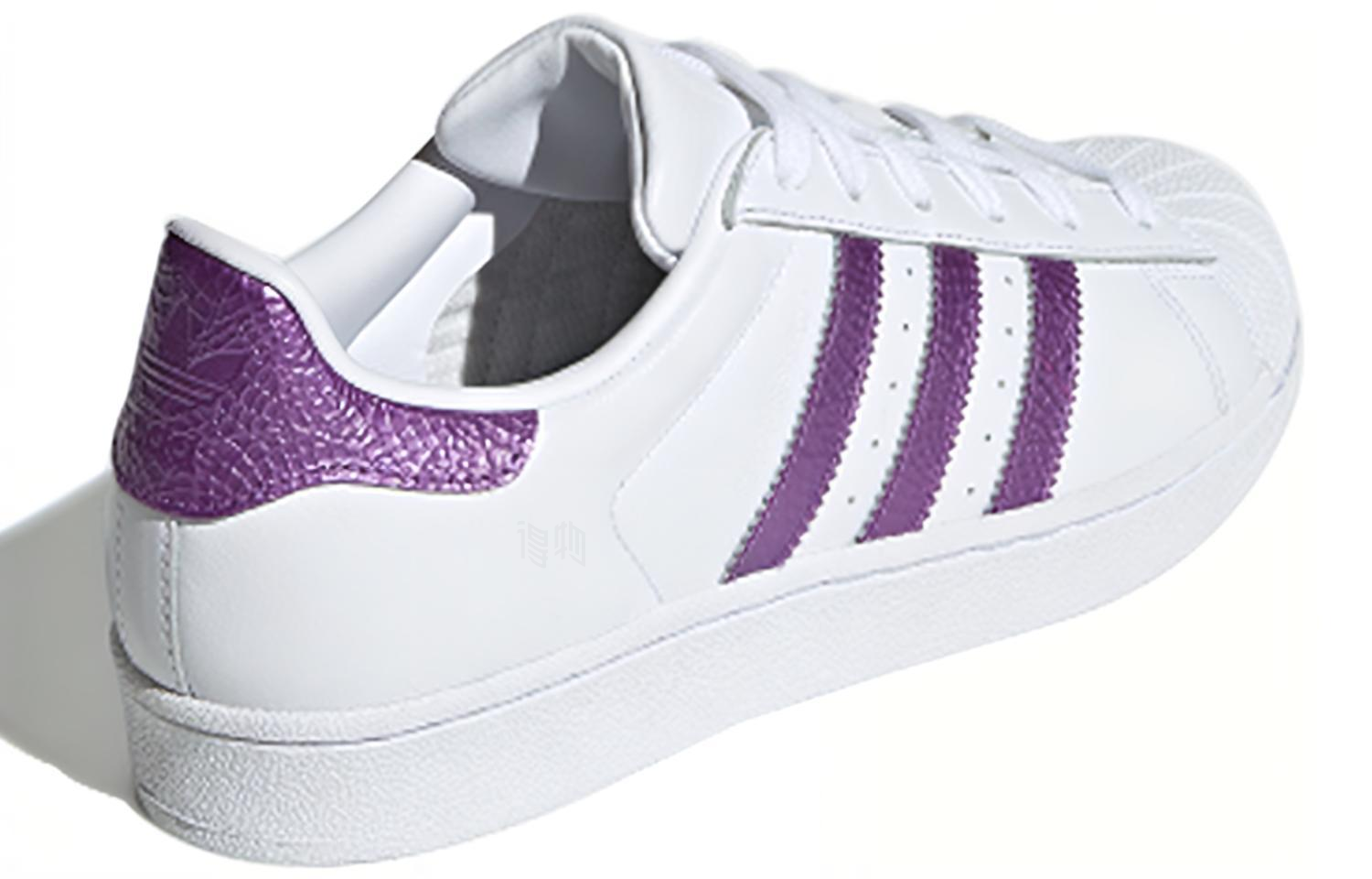 Женские кроссовки adidas originals SUPERSTAR (белый) — фото 3