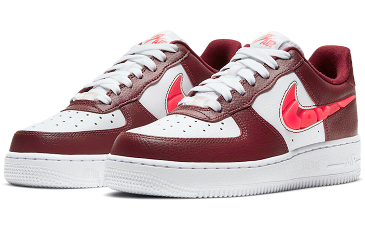 Женские кроссовки Nike Air Force 1 Love For All (красный / белый) — фото 3