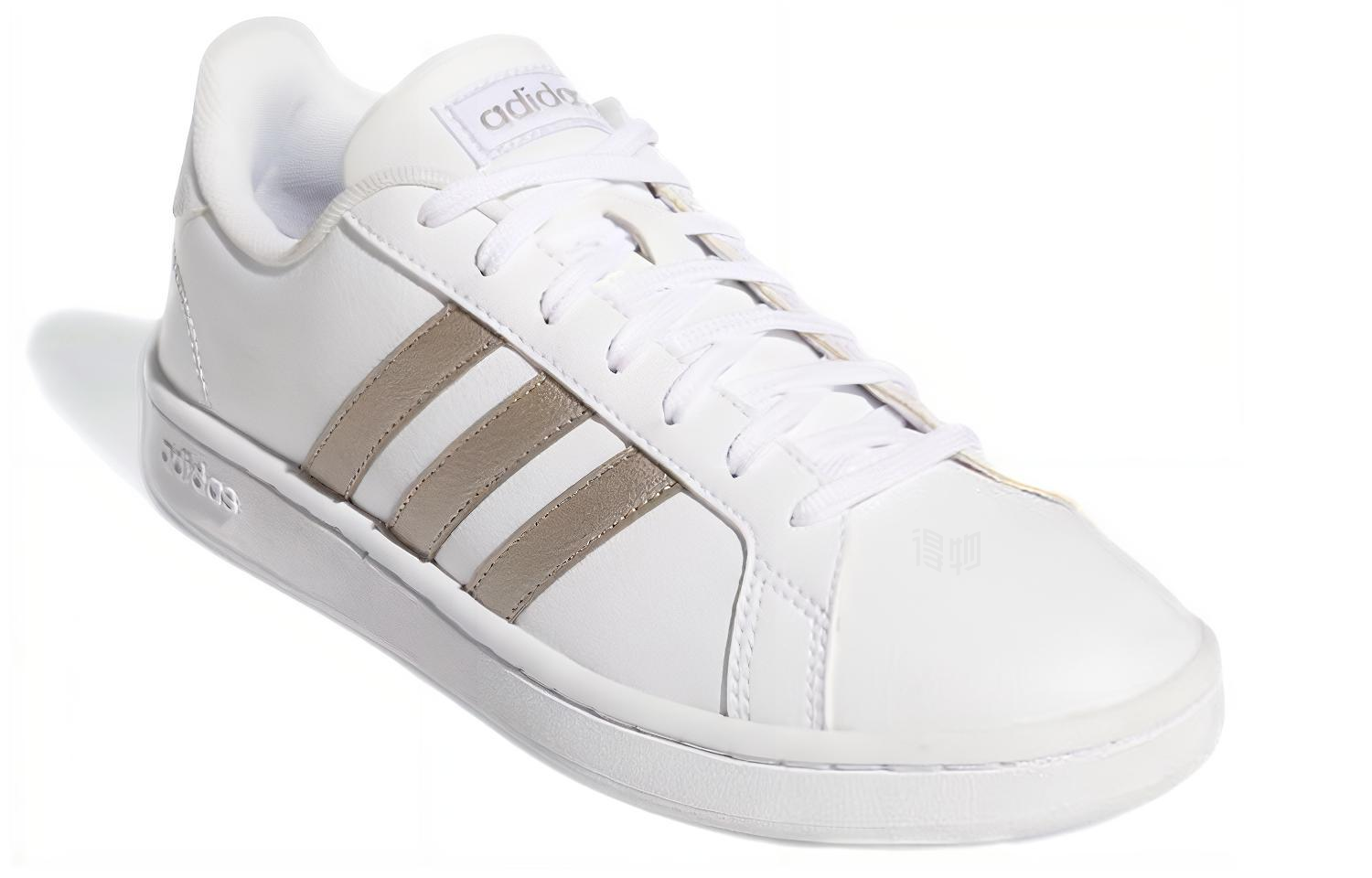 Женские кеды adidas neo GRAND COURT (бело-коричнево-серебристые) — Белый / коричневый / серебристый — фото 2