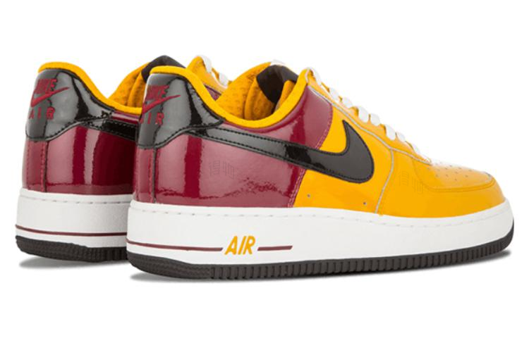 Мужские кроссовки Nike Air Force 1 (желто-красные) — 金叶色/黑/团队红/白 — фото 3