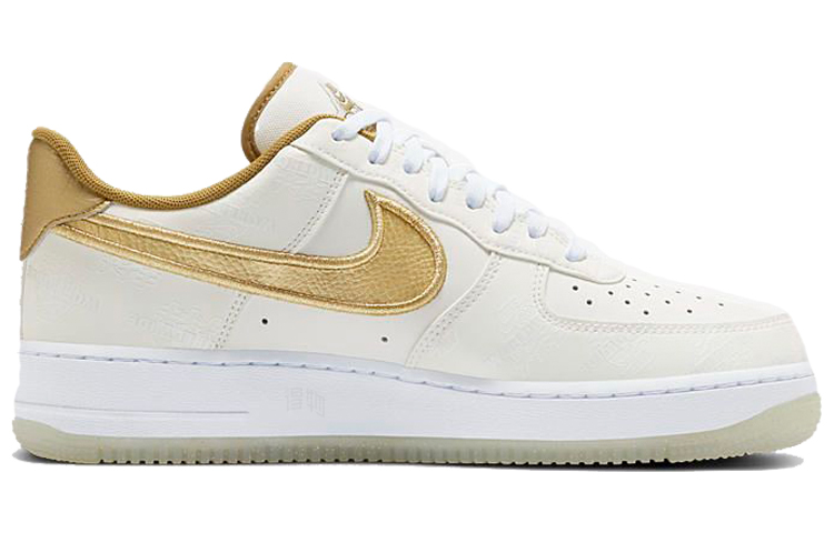 Кеды Nike Air Force 1 07 Lv8 Worldwide (бело-золотые) — Белыйзолотой — фото 2