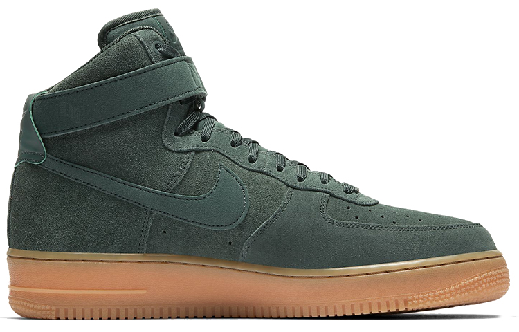 Мужские кроссовки Nike Air Force 1 (зеленые) — 绿/生胶 — фото 2