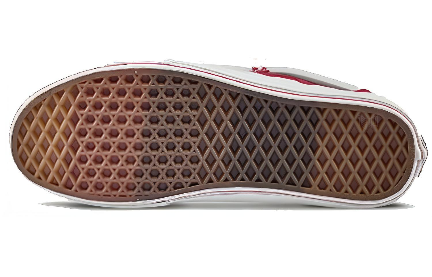 Кеды Vans Old Skool Cap Lx (красно-белые) — фото 6