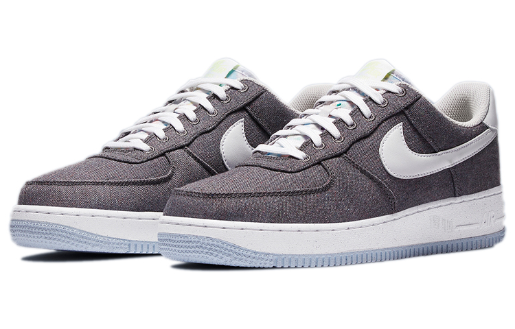 Кроссовки Nike Air Force 1 07 (серо-белые) — фото 2