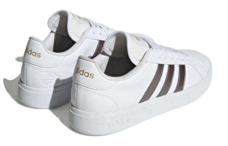 Женские кеды adidas Grand Court (бело-серебристые) — фото 3