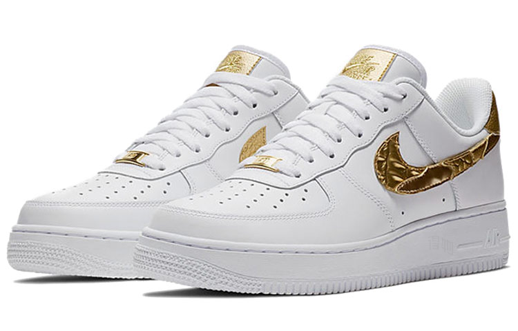 Мужские кроссовки Nike Air Force 1 (бело-золотые) — фото 2