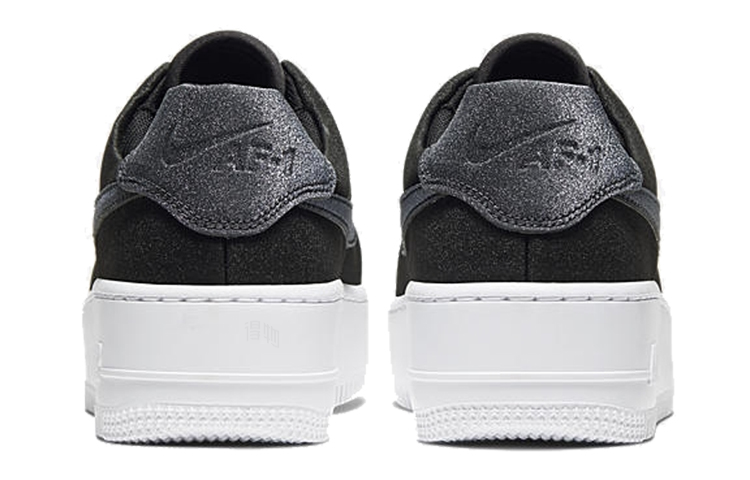 Женские кроссовки Nike Air Force 1 Sage Low LX (черные) — Чёрный — фото 4