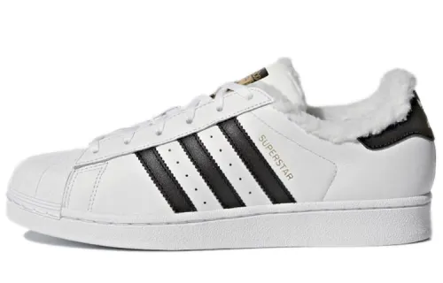 Adidas Originals SUPERSTAR Comfortable Slip Resistant Abrasion Resistant Low top Skateboard Shoes Women's White Black