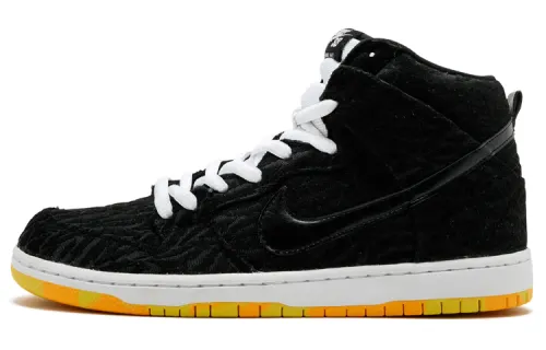 Nike SB Dunk High Pro Skunk