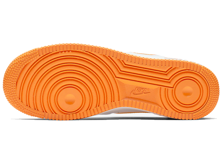 Женские кроссовки Nike Air Force 1 Vibrant Orange (белый / оранжевый) — фото 5