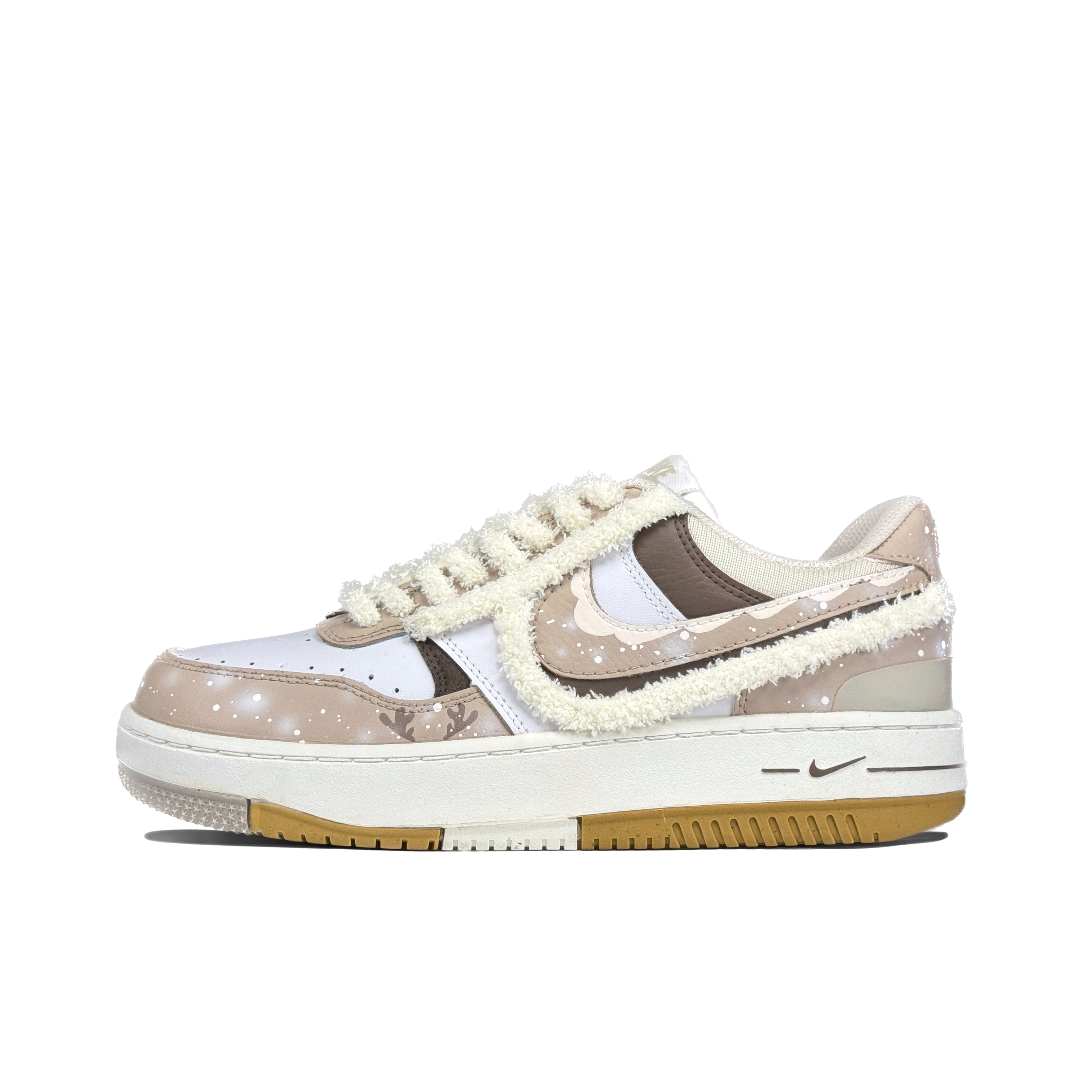 Nike Gamma Force Low top Skateboard Shoes Women's Khaki