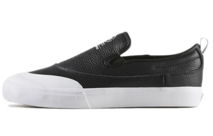 Adidas Originals Matchcourt Slip Resistant Abrasion Resistant Low top Skateboard Shoes Unisex Black White