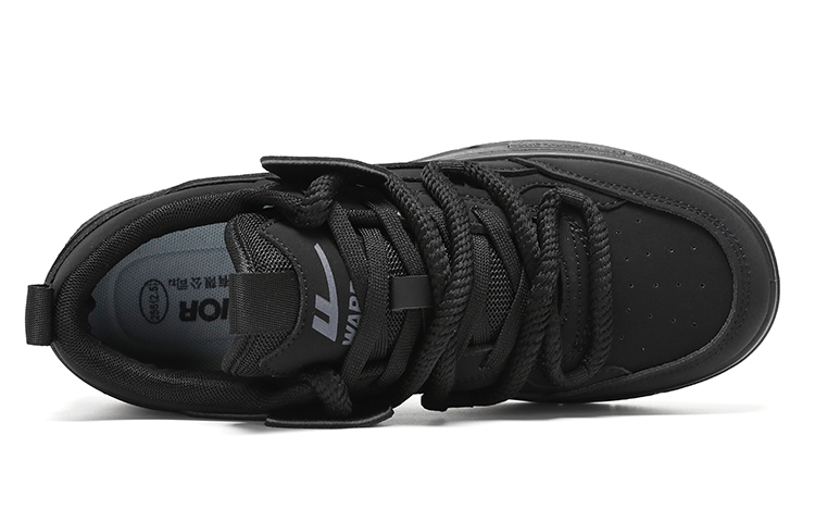 Warrior Lightweight Low top Skateboard Shoes Unisex