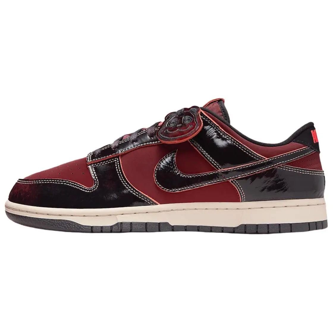 Nike Dunk Slip Resistant Abrasion Resistant Low top Skateboard Shoes Unisex Red